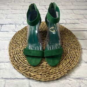 Elegant Green Suede Heels with Ankle Strap